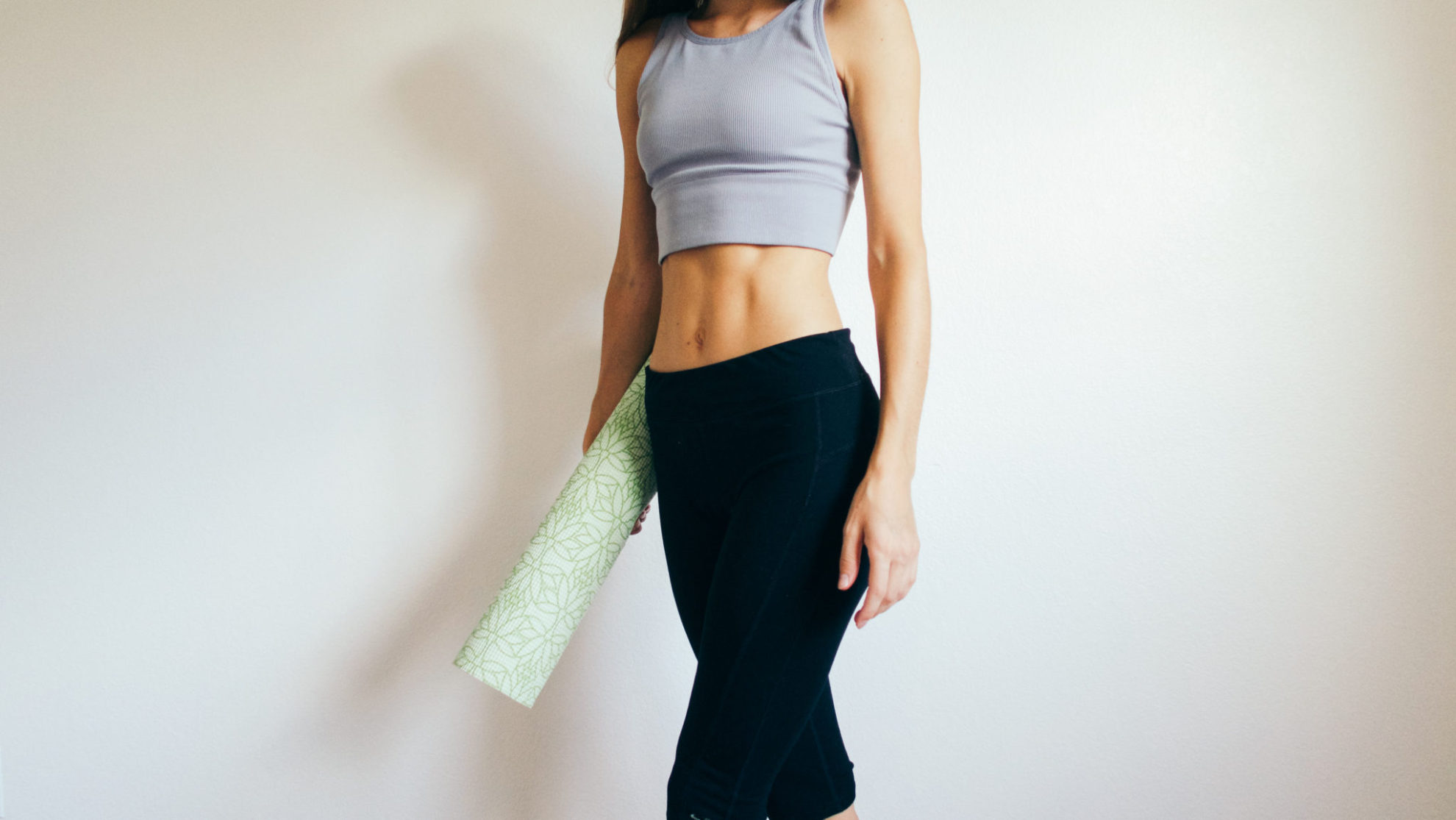 4 Super Easy Moves to Get Killer Abs