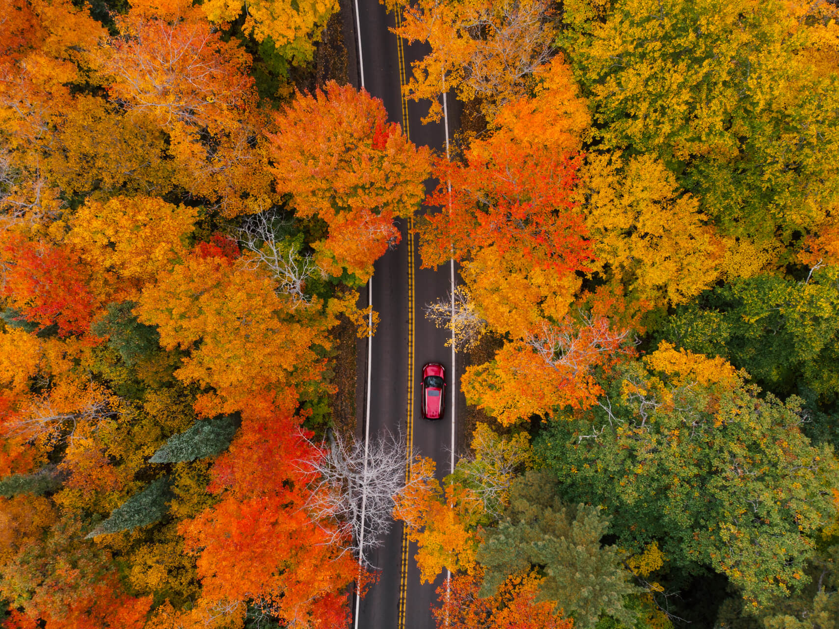 keweenaw peninsula drone photo of hwy 41