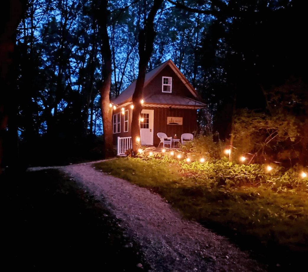 Screen Shot 2021-02-15 at 8.32.40 AM cabins on clark lake door county wisconsin