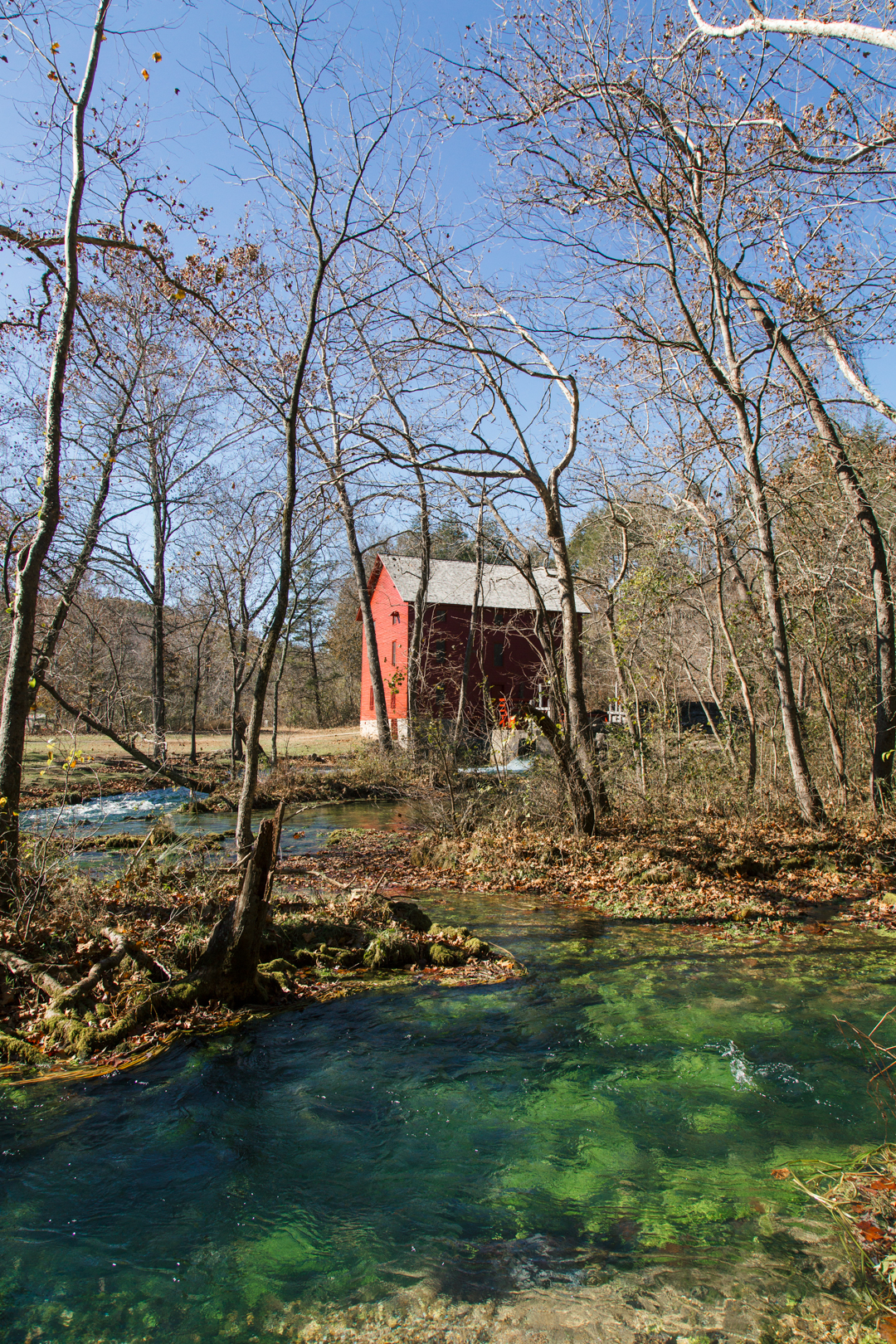 5W2A0368 the mill at alley spring missouri